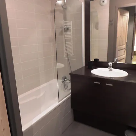 T2 Charme Avec Piscine Et Sauna, - Fr-1-598-85 Appartement *